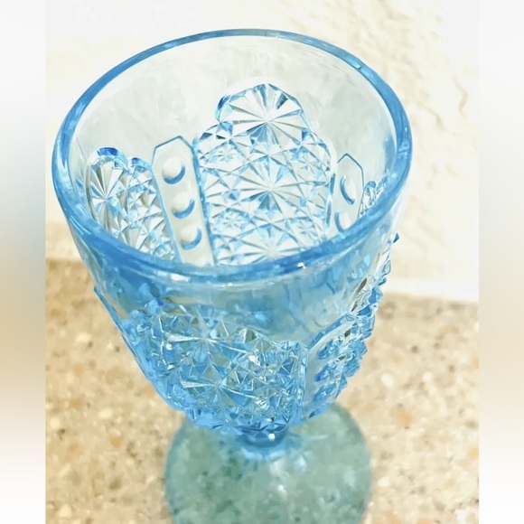 Vintage LG Wright Ice Blue Daisy & Button w/ Thumbprint Goblet - Picture 3 of 6